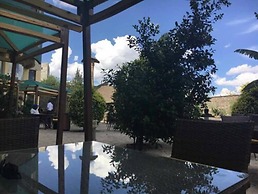 Nega Bonger Hotel