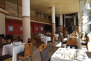 Nega Bonger Hotel