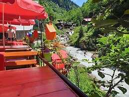 Ayder Avusor Butik Otel