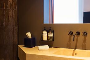 U Eat & Sleep Antwerp