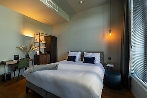 U Eat & Sleep Antwerp