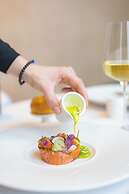 U Eat & Sleep Antwerp