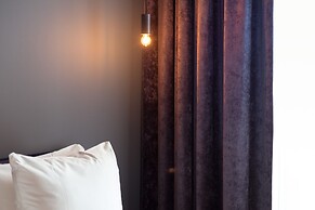 U Eat & Sleep Antwerp