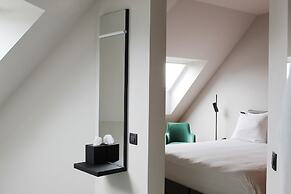 U Eat & Sleep Antwerp