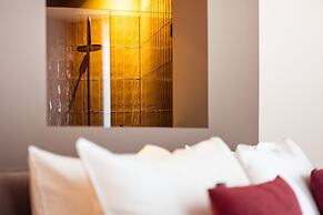 U Eat & Sleep Antwerp