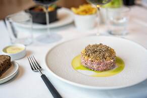 U Eat & Sleep Antwerp