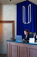 U Eat & Sleep Antwerp