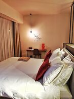 U Eat & Sleep Antwerp