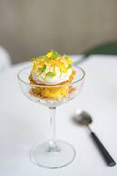 U Eat & Sleep Antwerp