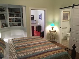 Crystal Run Suites of Springboro