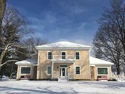 Crystal Run Suites of Springboro