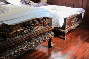 The Antique Riverside