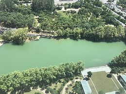 Somerset Swan Lake Hefei