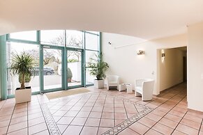 Parkside Apartment House