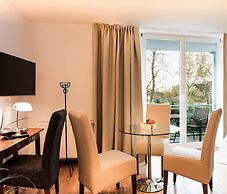 Parkside Apartment House