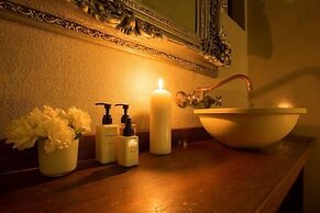 Mount High Luxury Country Lodge