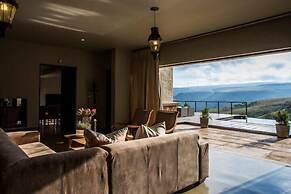 Mount High Luxury Country Lodge