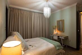 Mount High Luxury Country Lodge