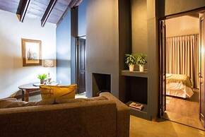 Mount High Luxury Country Lodge