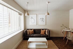 Hideout Apartment Hotel