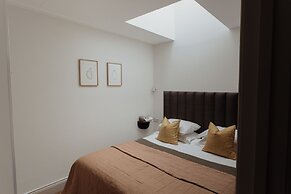 Hideout Apartment Hotel