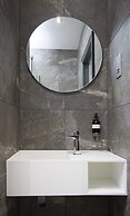 Hideout Apartment Hotel