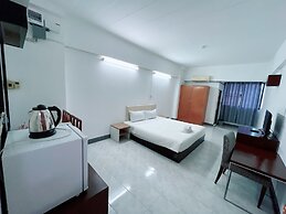 Win Bangna Hotel