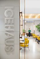 ANDAZ SINGAPORE, BY HYATT