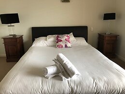 Squid Ink Motel
