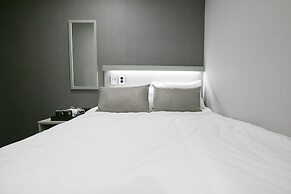 Philstay Myeongdong Station - Hostel