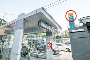 Philstay Myeongdong Station - Hostel