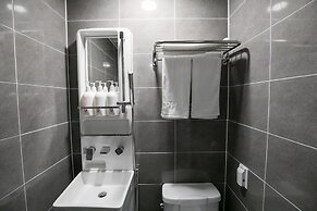 Philstay Myeongdong Station - Hostel