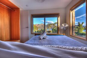 Freycinet Stone Studio 5