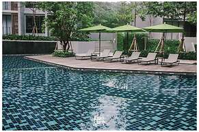 The Valley Khaoyai by Atkarut