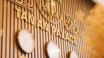 Tan An Palace