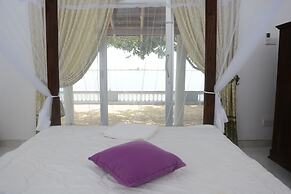 Dinuda Resort