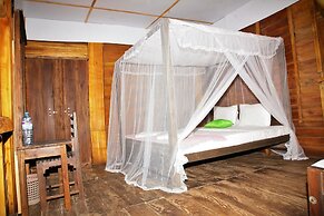 Dinuda Resort