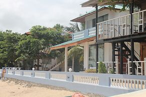 Dinuda Resort