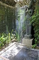 Aahh Bali Bed and Breakfast