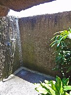 Aahh Bali Bed and Breakfast