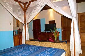 Aahh Bali Bed and Breakfast