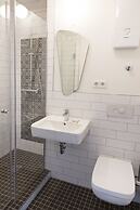 KONCEPT Hotel Zum Kostbaren Blut