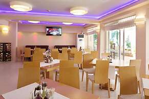 Karlovo Hotel
