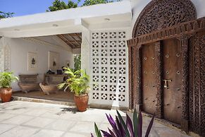 Blue Marlin Beach Hotel