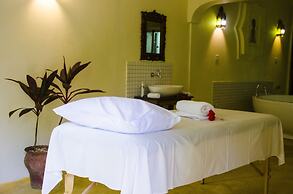 Blue Marlin Beach Hotel