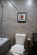 Paragon Hotel and Suites