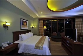 Paragon Hotel and Suites