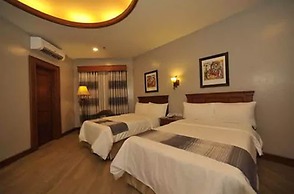 Paragon Hotel and Suites