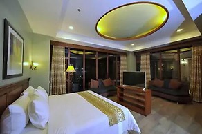 Paragon Hotel and Suites