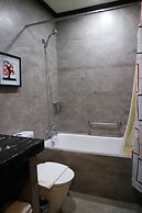 Paragon Hotel and Suites